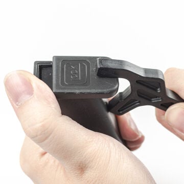 OTIS Glock'lar için şarjör taban plakası sökme aleti
